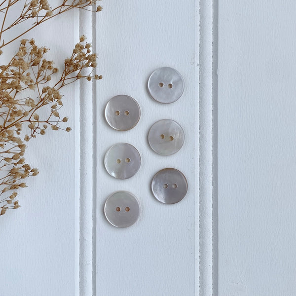 3/5" Opalescent Shell Button - Dusty Purple