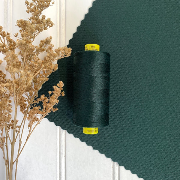 Gütermann Mara 100 - Forest Green